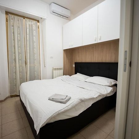 Intero Appartamento A 佩罗 外观 照片
